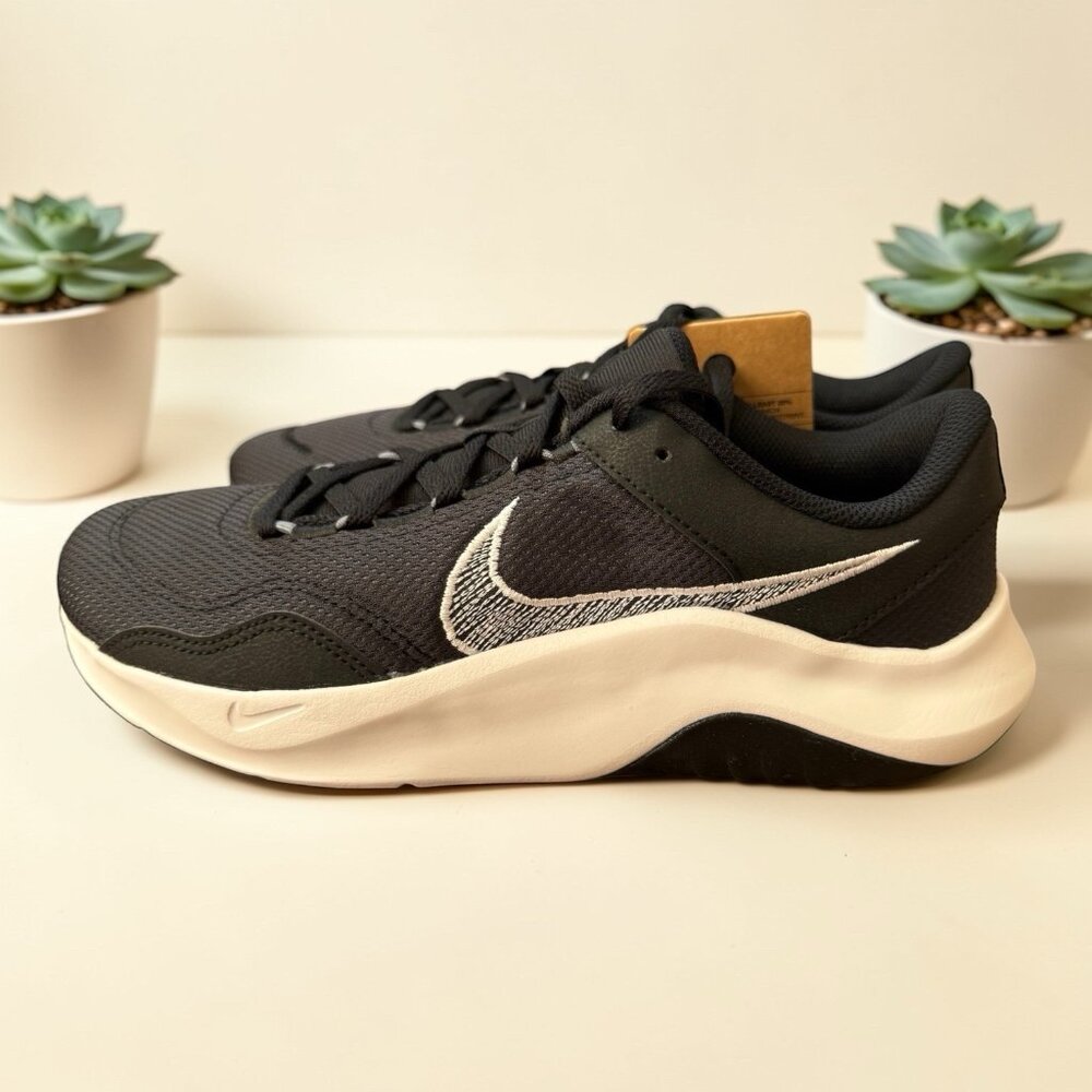 Nike Legend Essential 3 Next Nature Men’s Training Shoes Black/Iron, Size 8.5